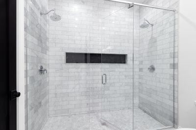 Walk-in Shower with Pebble Floor